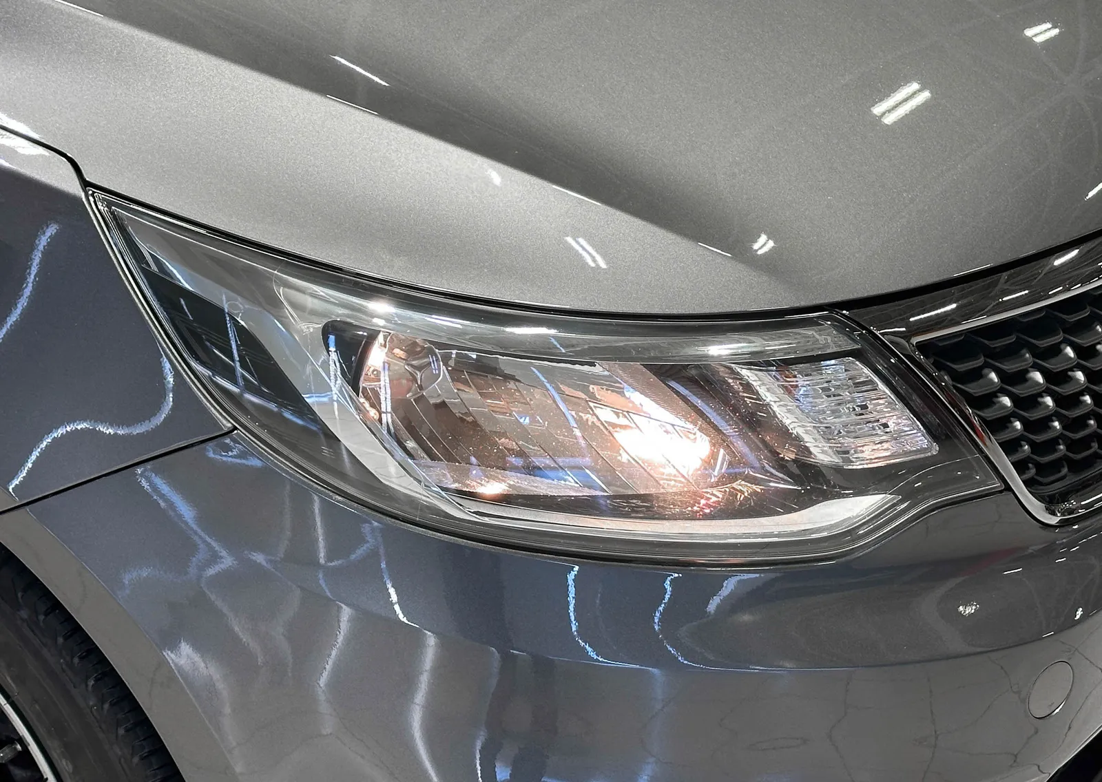 Kia Rio - 4