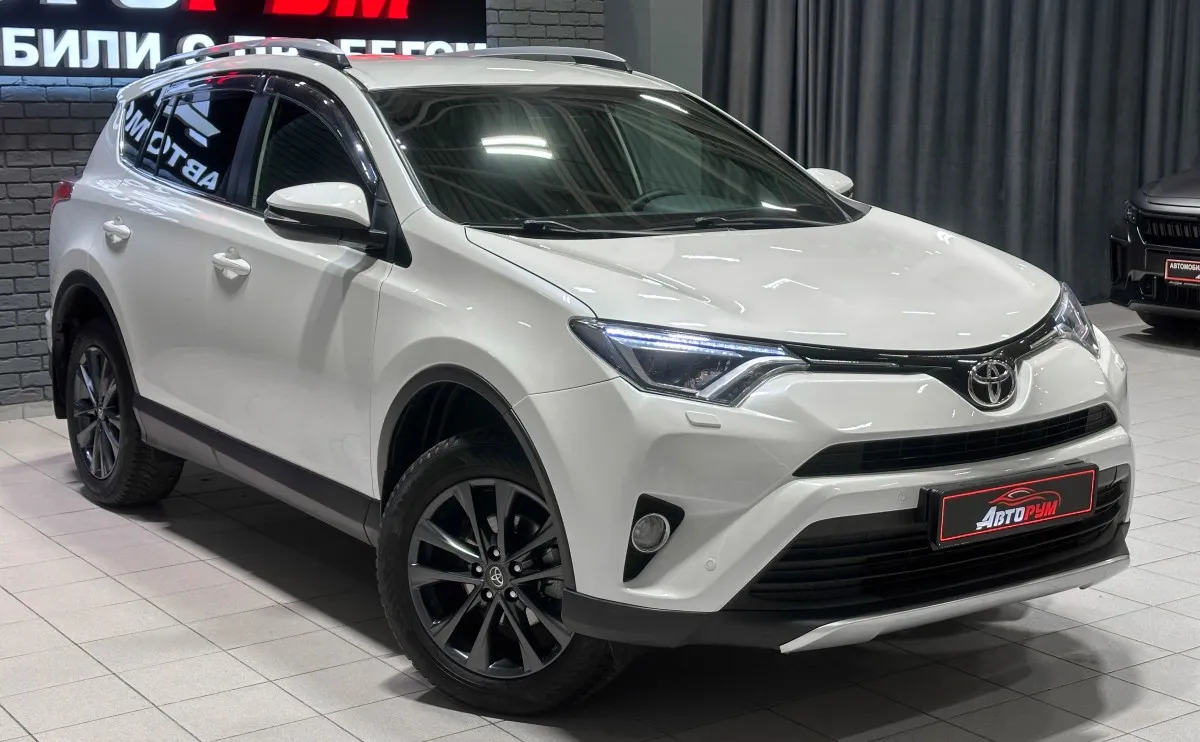 Toyota RAV4 - 5