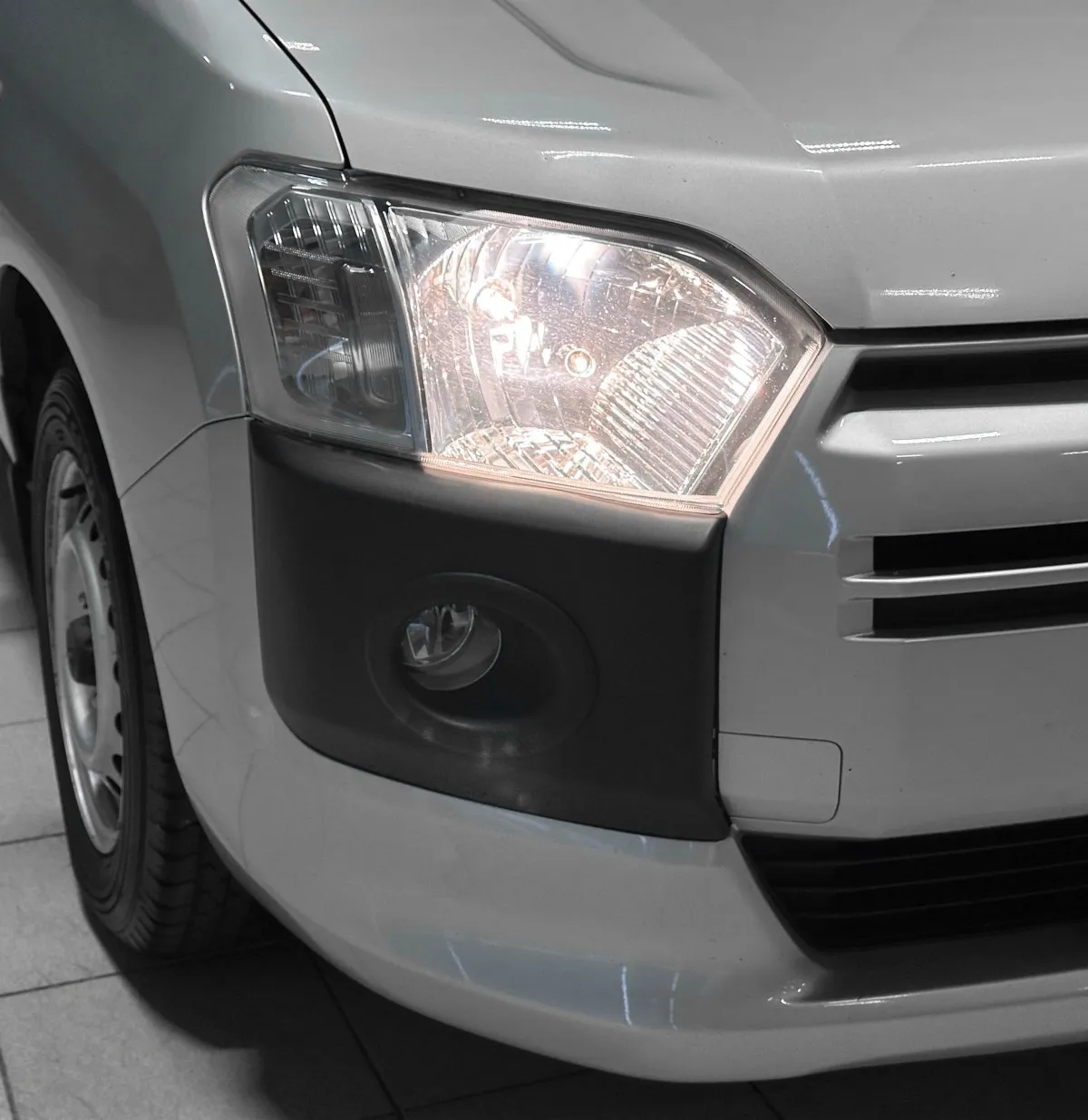 Toyota Probox - 4