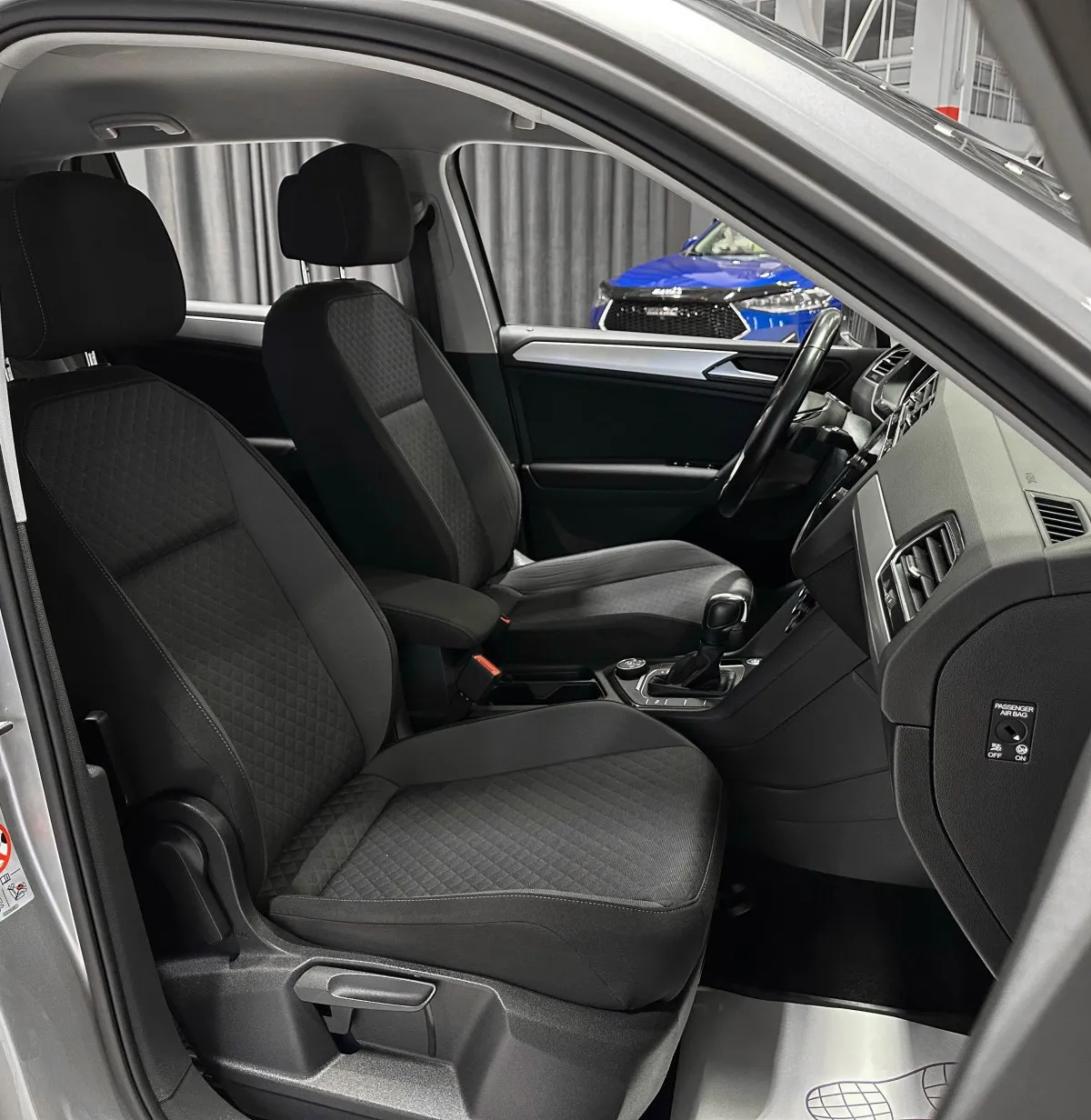Volkswagen Tiguan - фото 15
