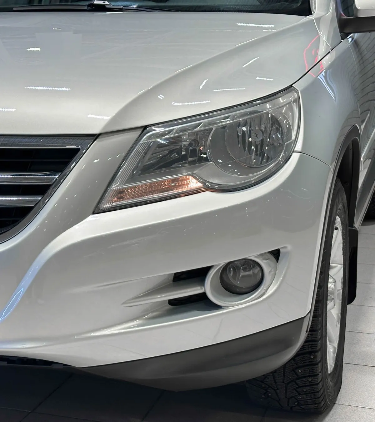 Volkswagen Tiguan - 4