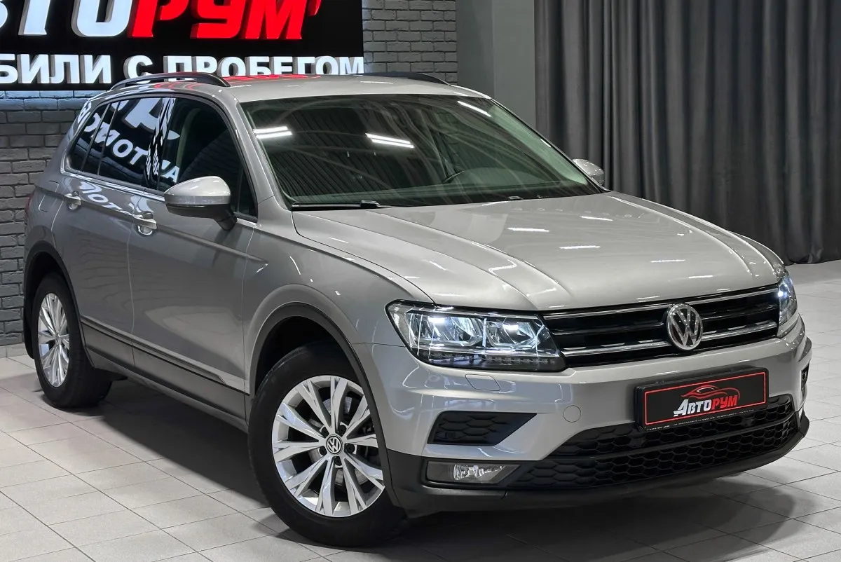 Volkswagen Tiguan - фото 1
