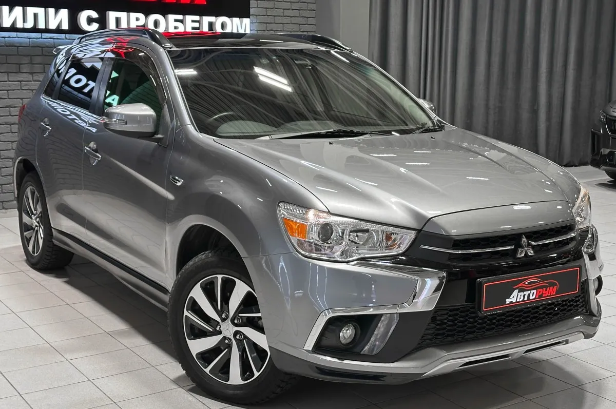 Mitsubishi RVR - 5