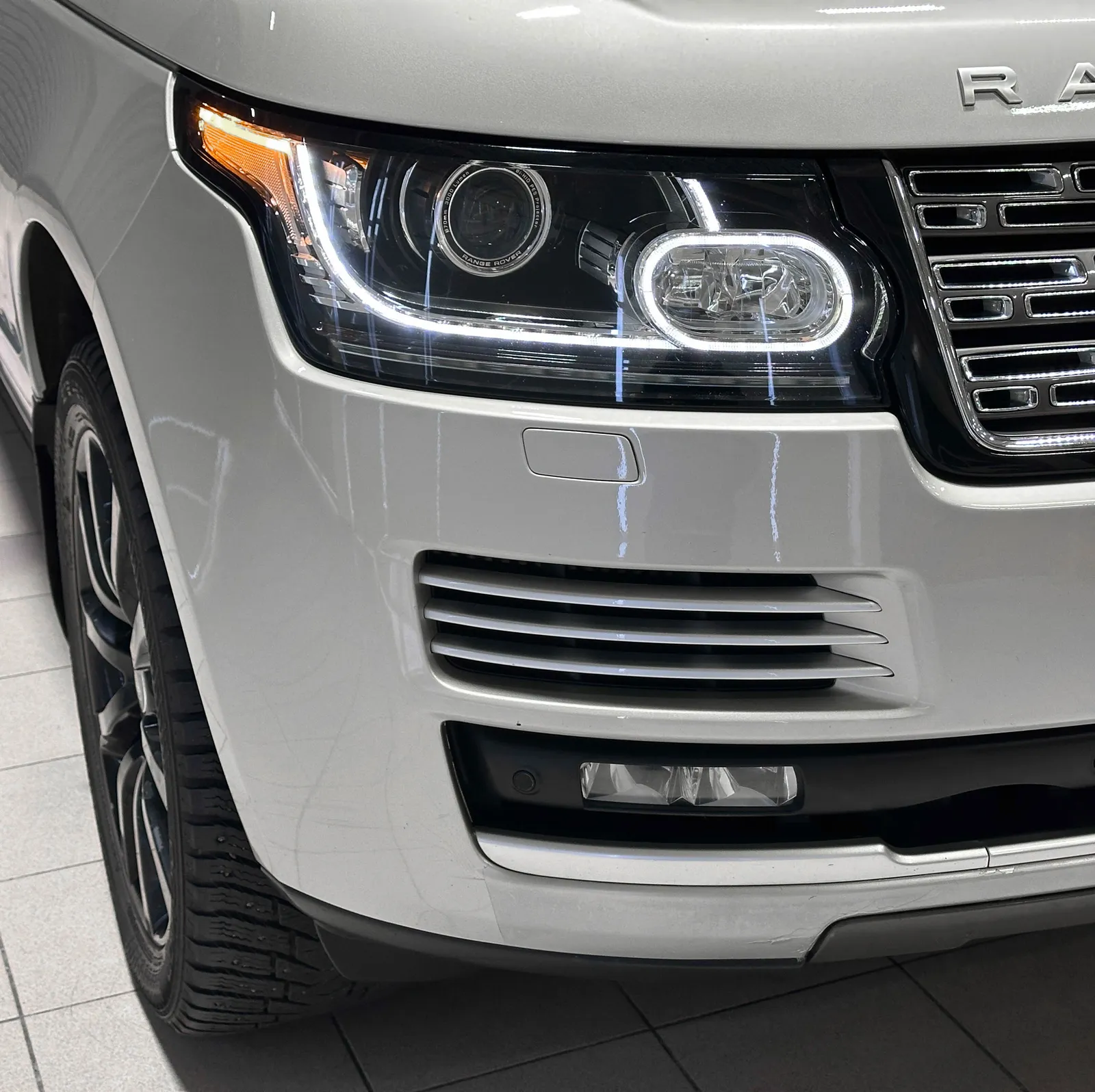 Land Rover Range Rover - 4