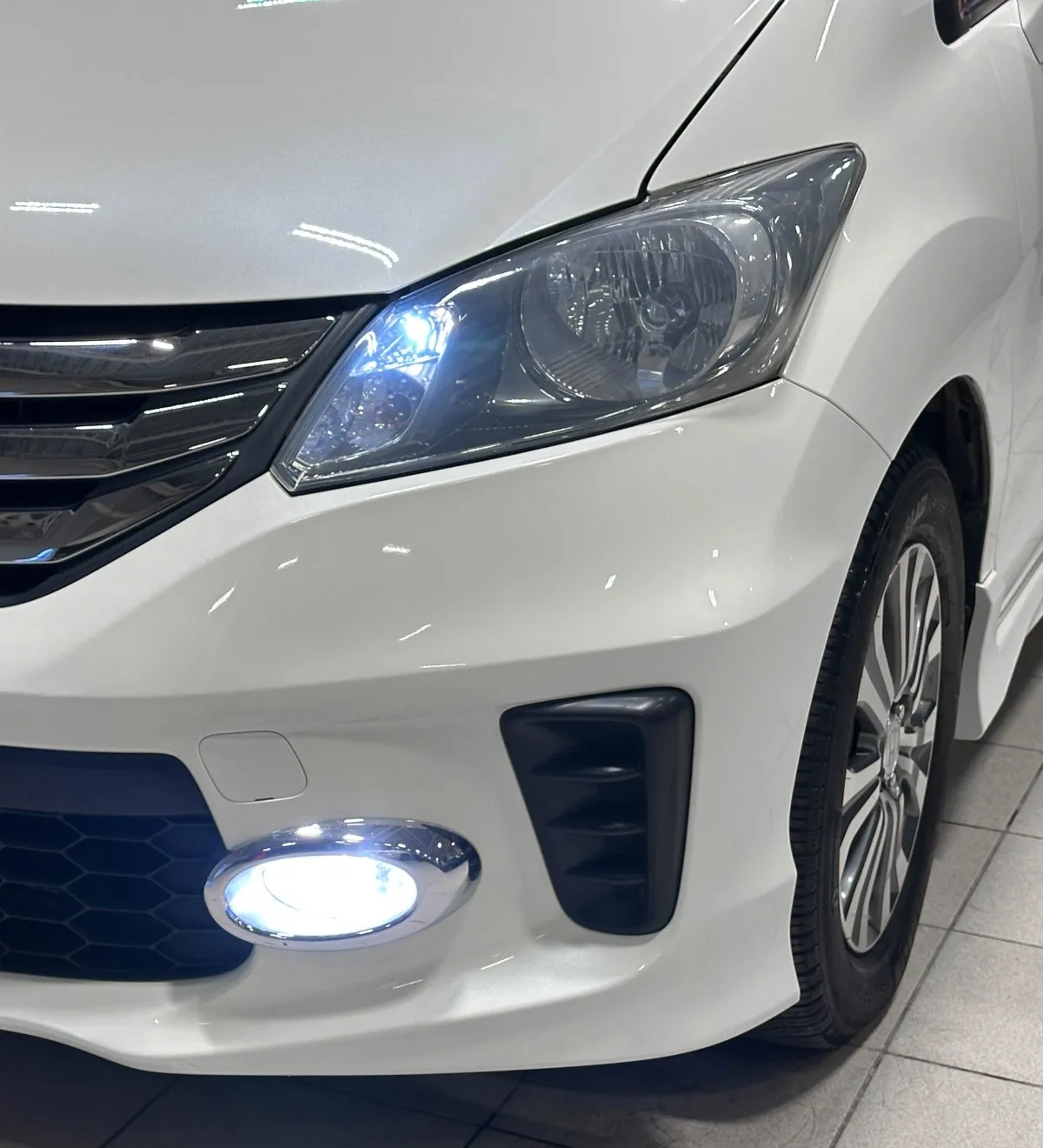 Honda Freed - 4