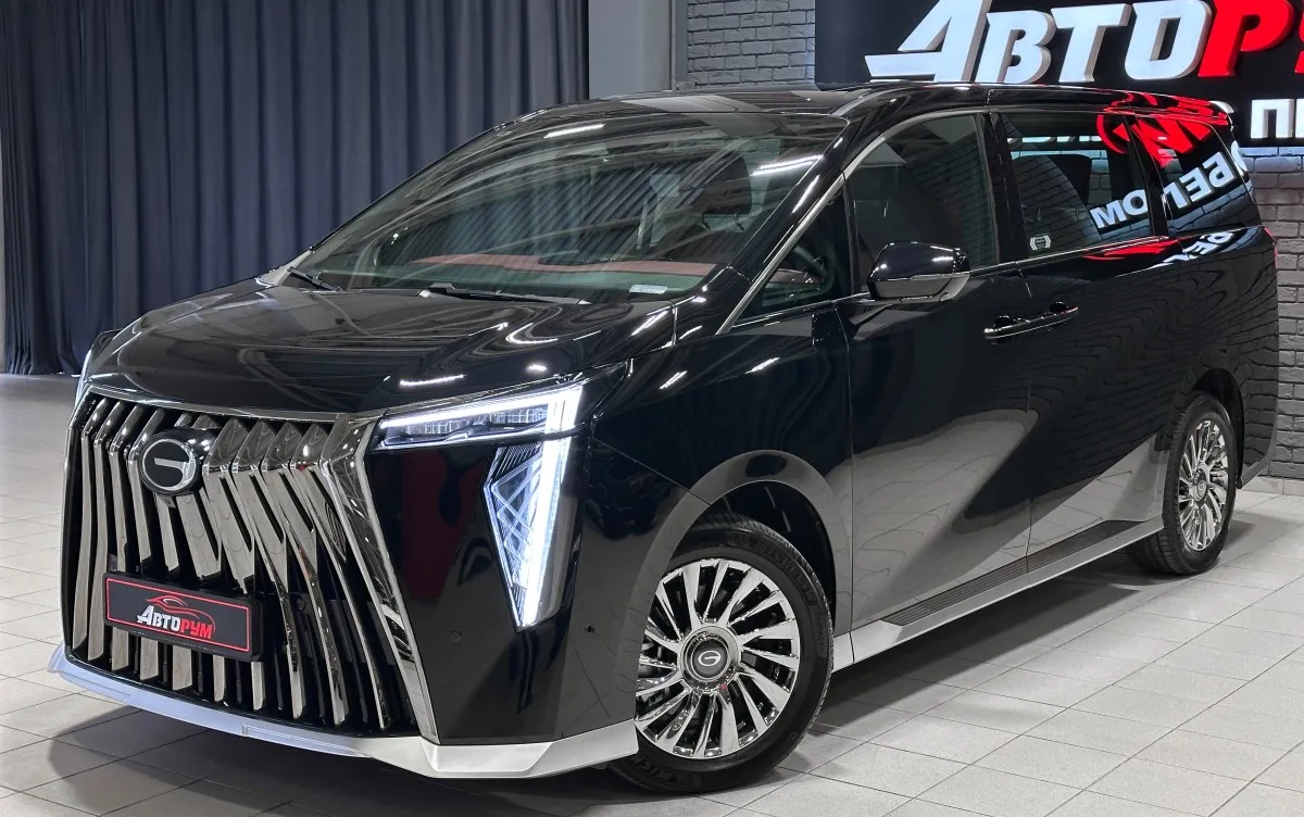 GAC Trumpchi M8 - 1