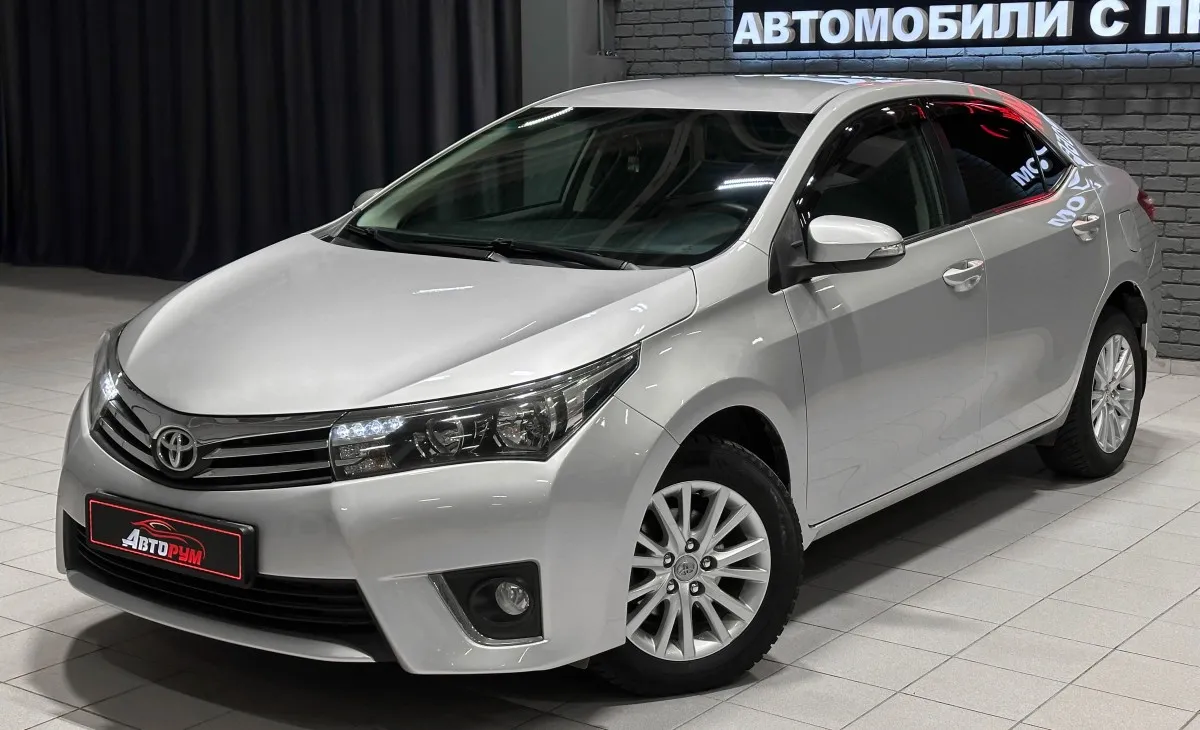 Toyota Corolla - 2