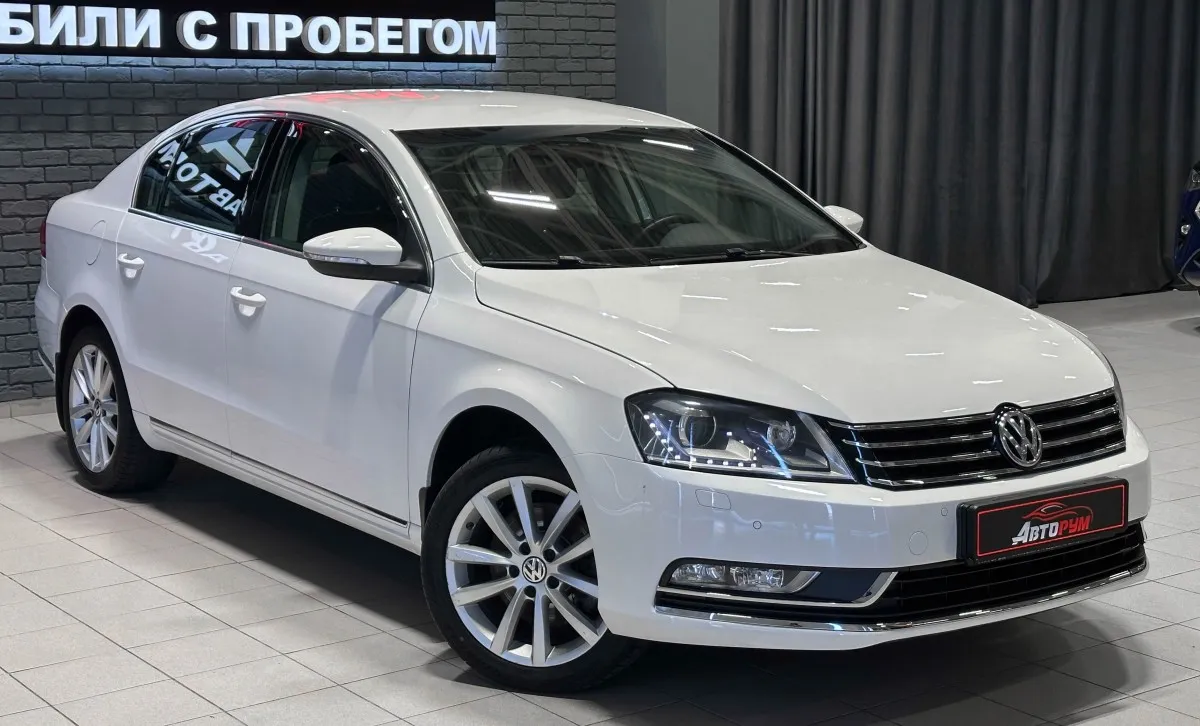 Volkswagen Passat - 5