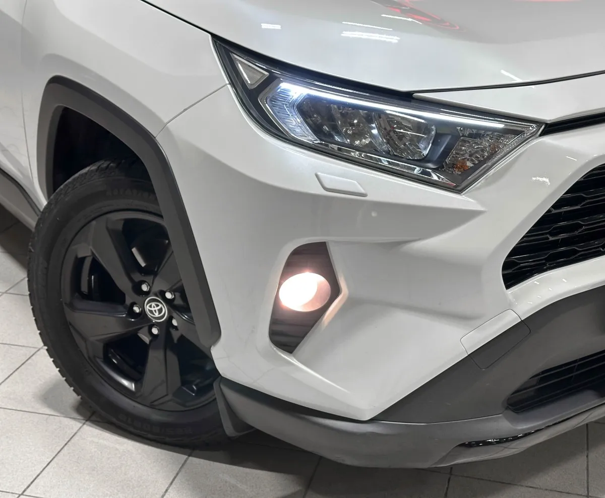 Toyota RAV4 - 3