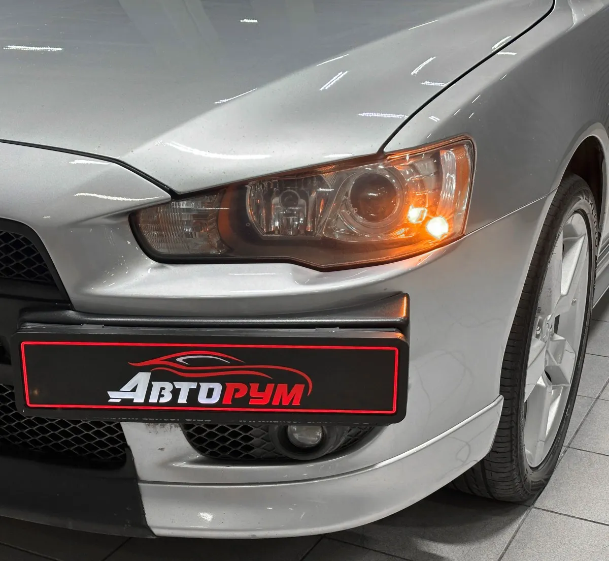 Mitsubishi Lancer - 4