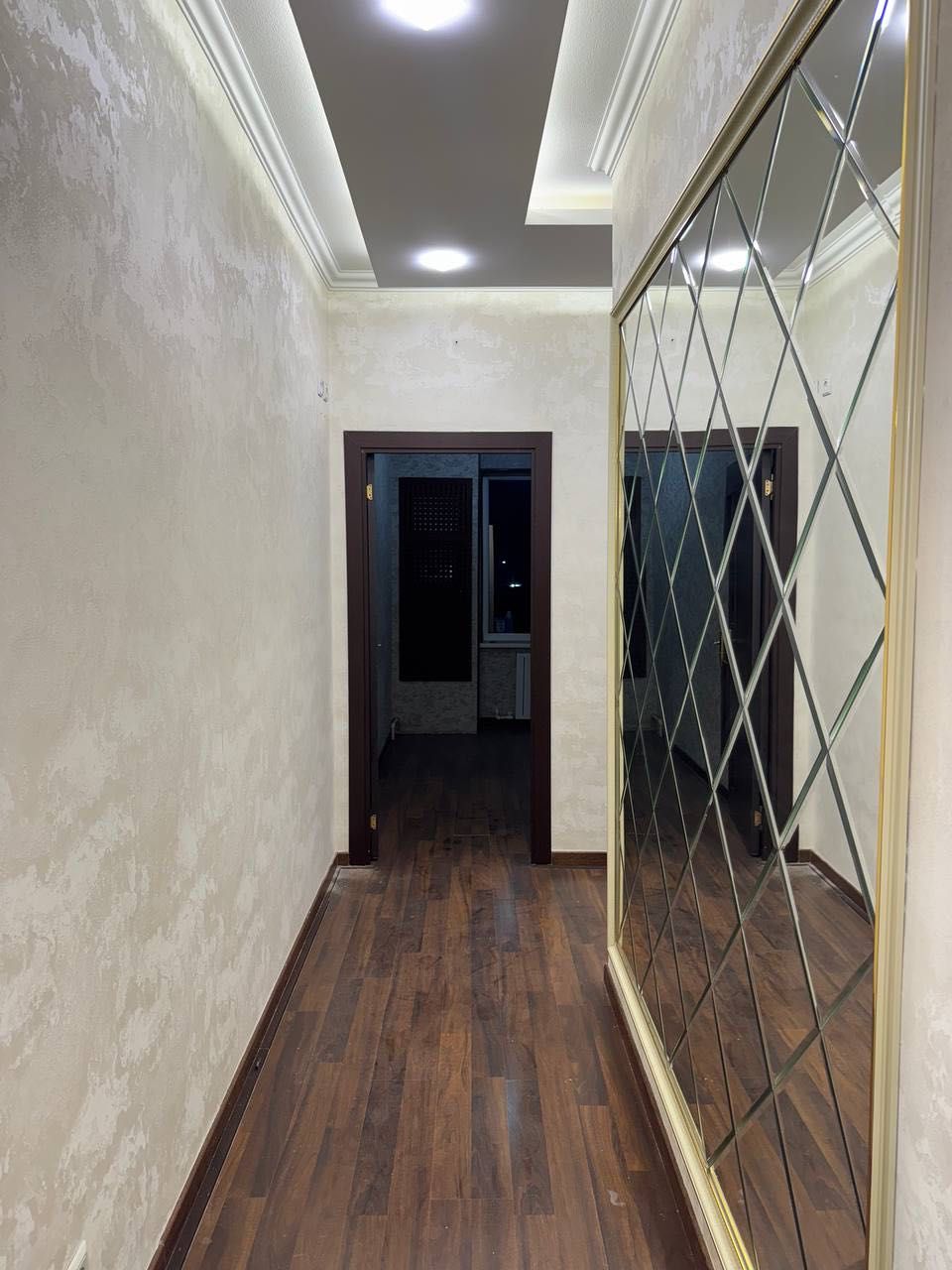 Kvartira 2 xonalar 49 m² Toshkentda