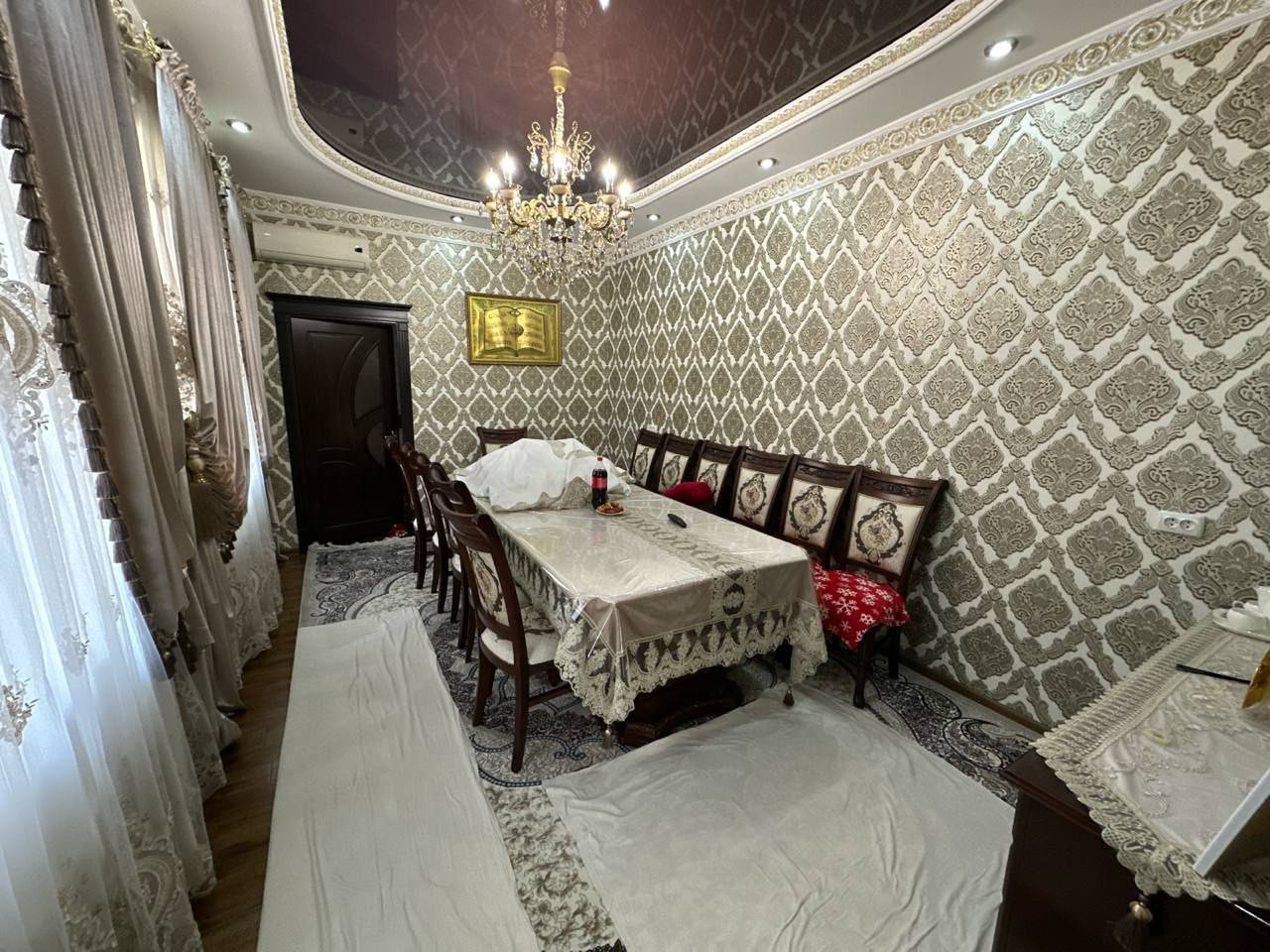 Uy 7 xonalar 368 m² Toshkentda