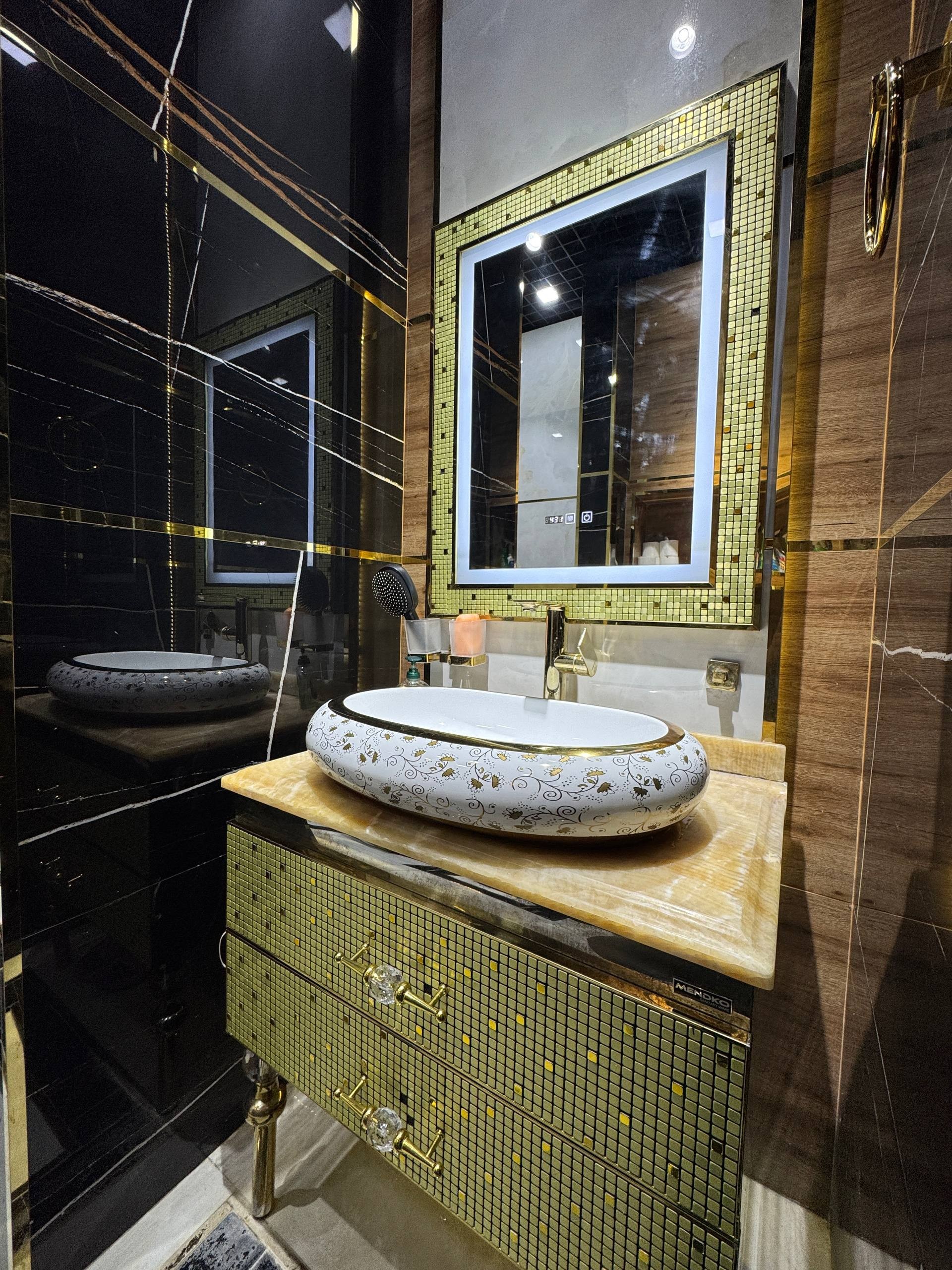 Kvartira 4 xonalar 150 m² Toshkentda, Oʻzbekiston