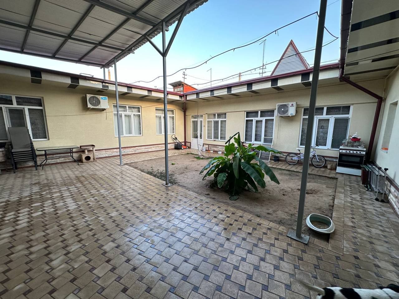 Uy 7 xonalar 368 m² Toshkentda