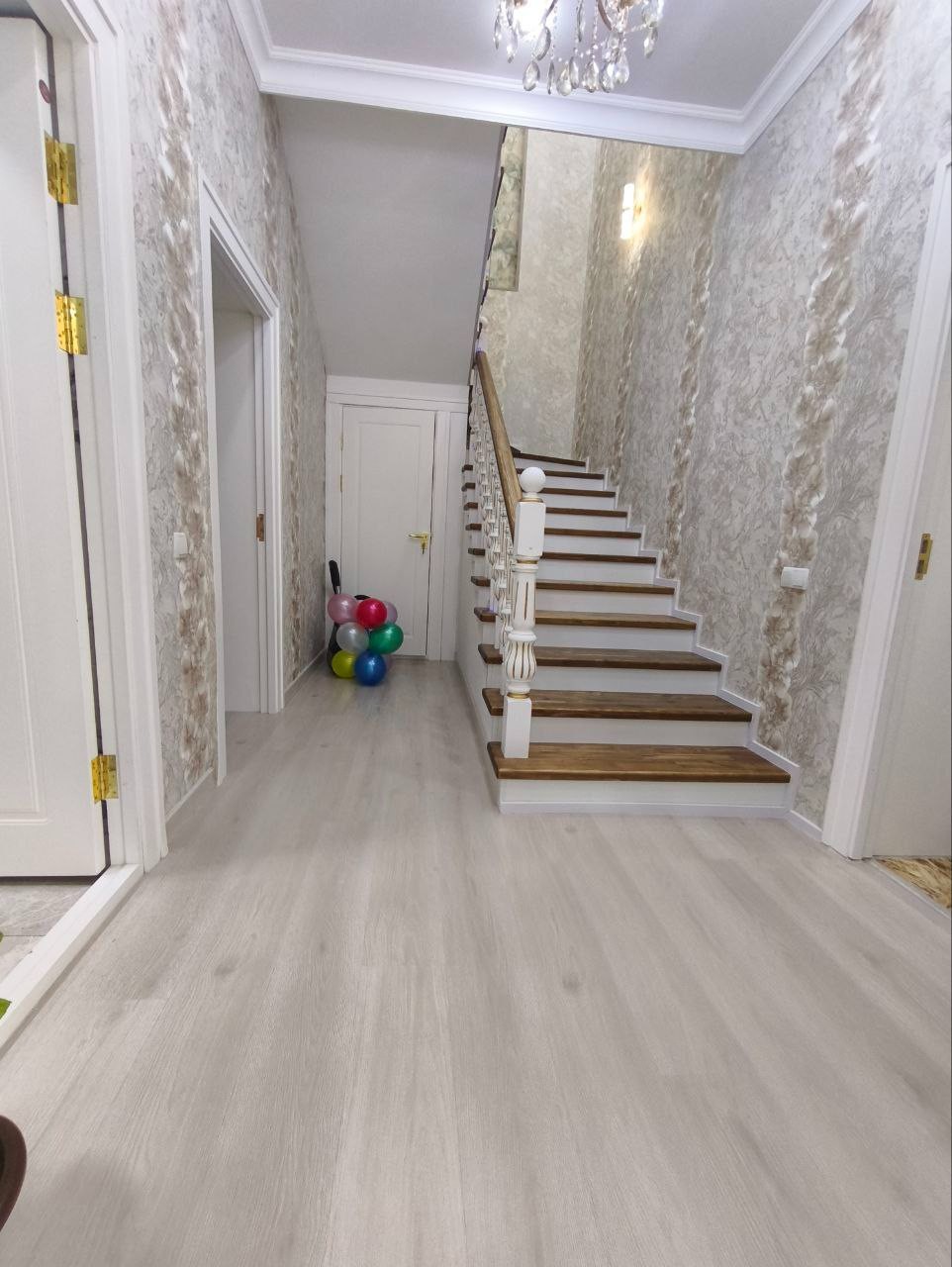 Дом 5 комнат 220 м² Ташкент, Узбекистан