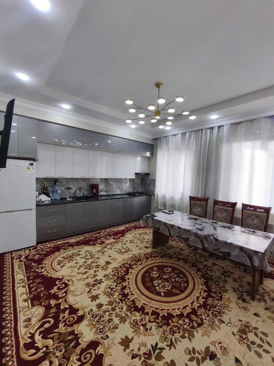 Дом 5 комнат 220 м² Ташкент, Узбекистан