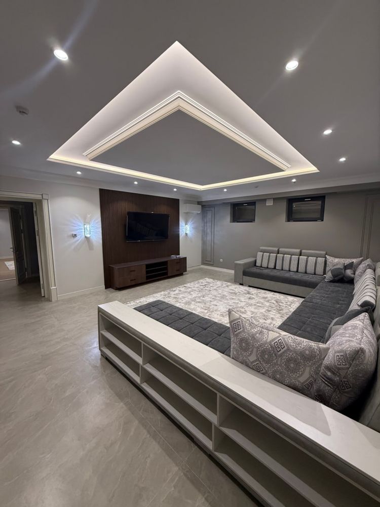Uy 11 xonalar 400 m² Toshkentda, Oʻzbekiston