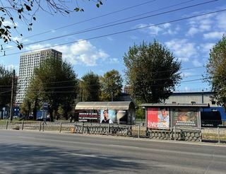 Остановка — пр. Космонавтов, 12 (остановка «Техучилище»)