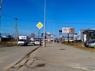 Цифровой экран — Металлургов, 60 (поз.№3)
