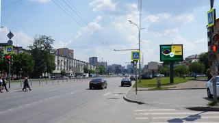 Цифровой экран — Космонавтов, 49, ТЦ Омега, в центр