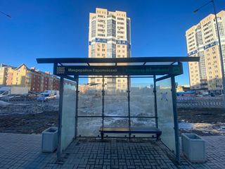 Остановка — остановка Микрорайон Европейский 2 (в сторону В. Де Геннина)