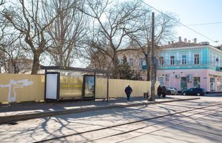 Ситилайты — ул. Революции, ост. Гостиница Крым, на восток