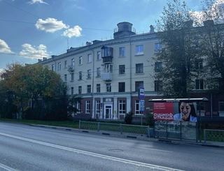 Остановка — Техническая, 81 (остановка «Маневровая»)