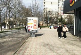 Ситилайты — ул. 60 лет Октября, в районе дома № 18A (№2)