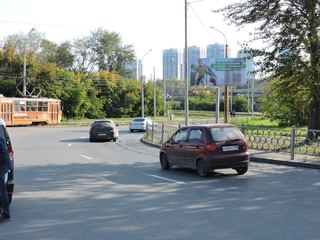 Щит 3х6 — Долорес Ибаррури 28а (напротив)