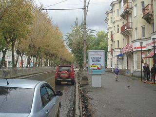 Сити-формат — Грибоедова, 18 (Супермаркет "Пикник") винил