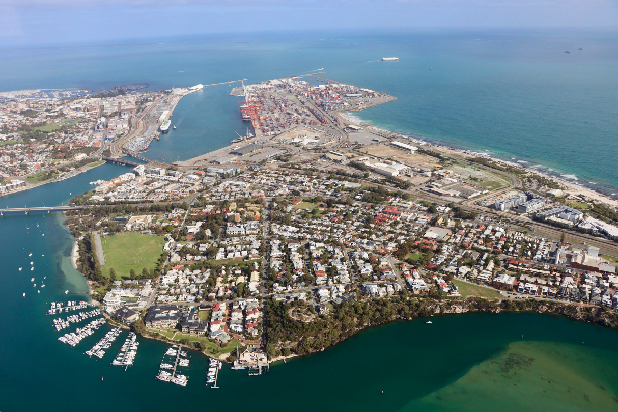 Flying Over Australia: An Alternative Life – photo 6