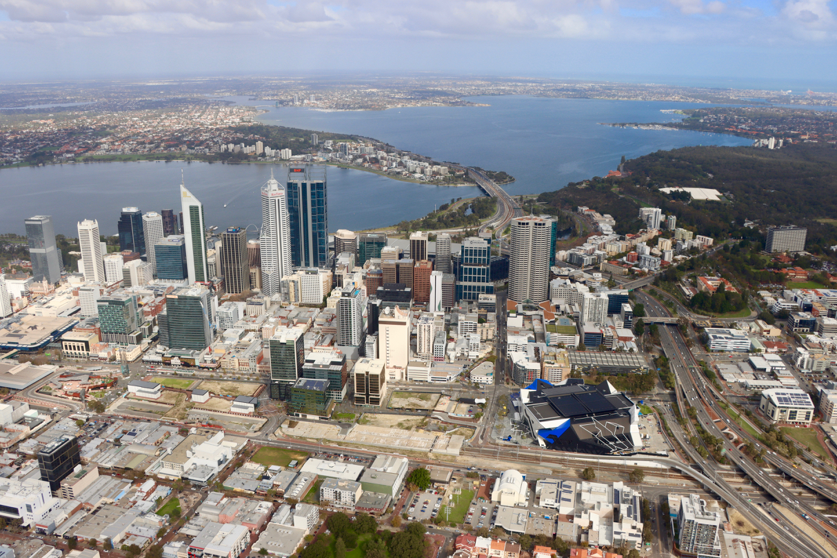 Flying Over Australia: An Alternative Life – photo 12