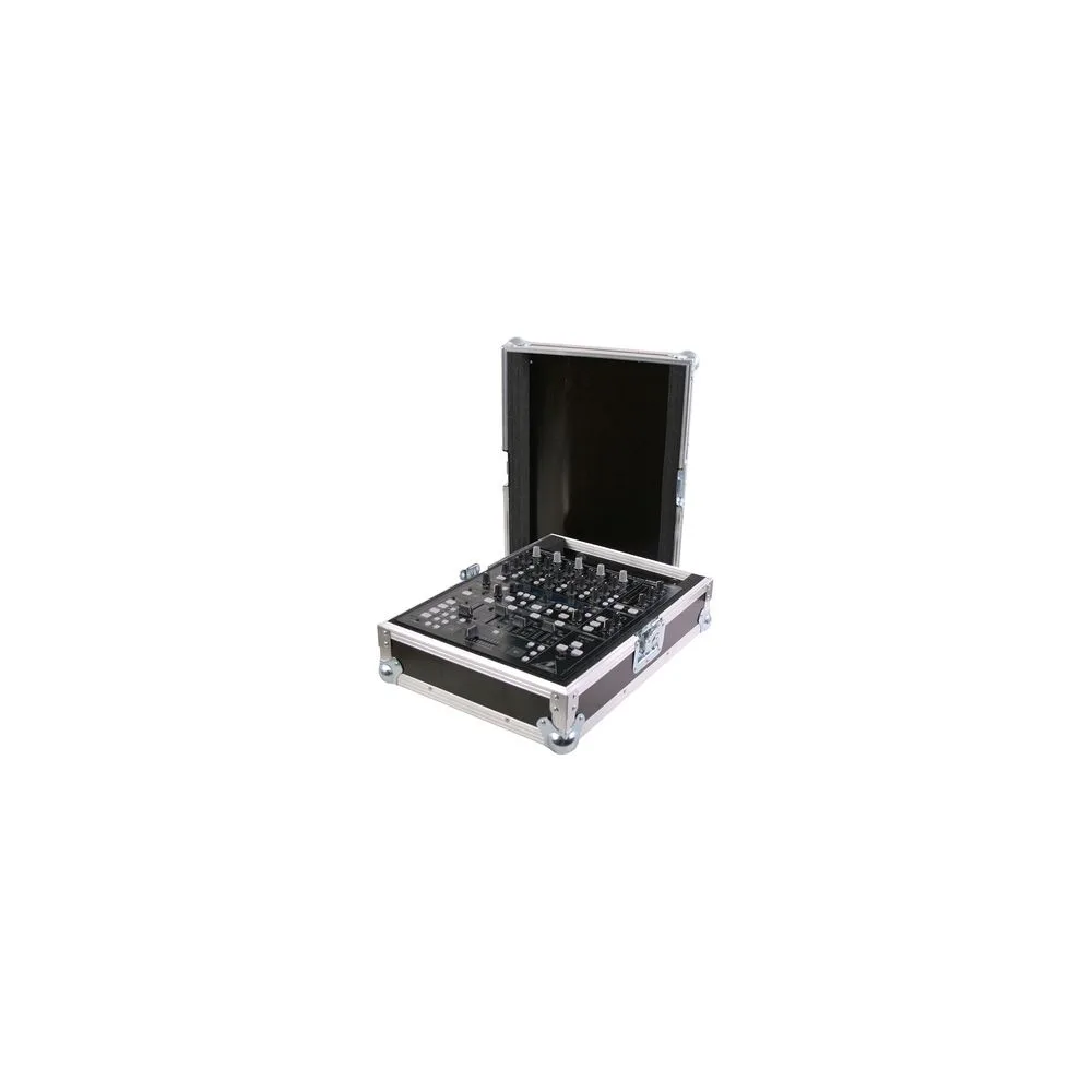 Behringer DDM 4000 Bundle II