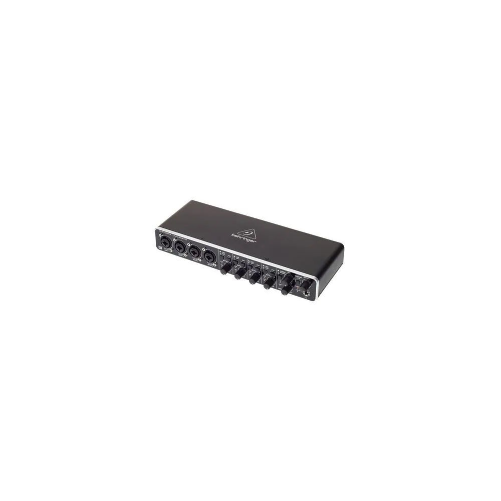 Behringer UMC404HD