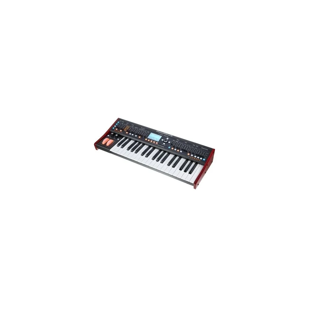 Behringer DeepMind 6