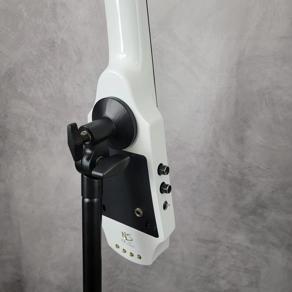 NS Design WAV4c Cello Brilliant White