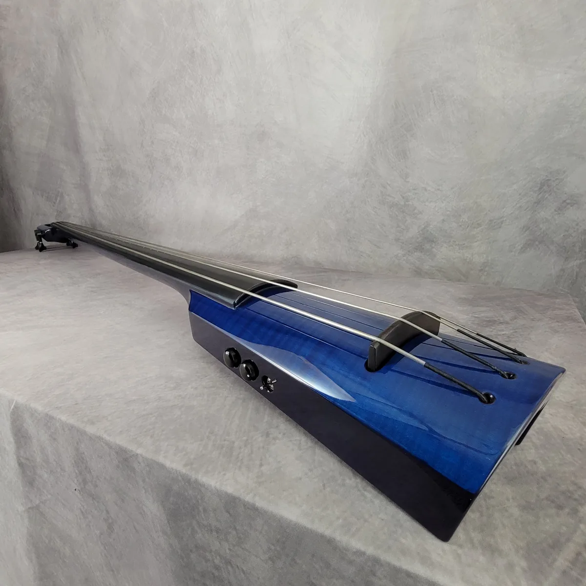 NS Design WAV4c Bass Transparent Blue