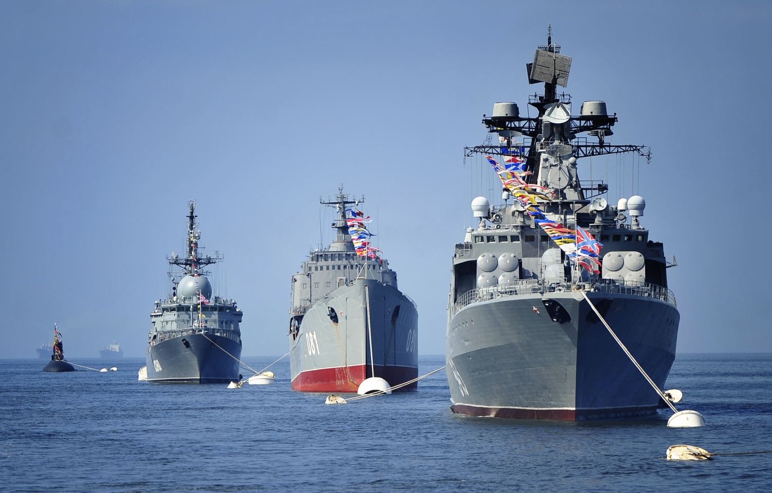 Возрождение главного парада военно-морского флота в Санкт-Петербурге