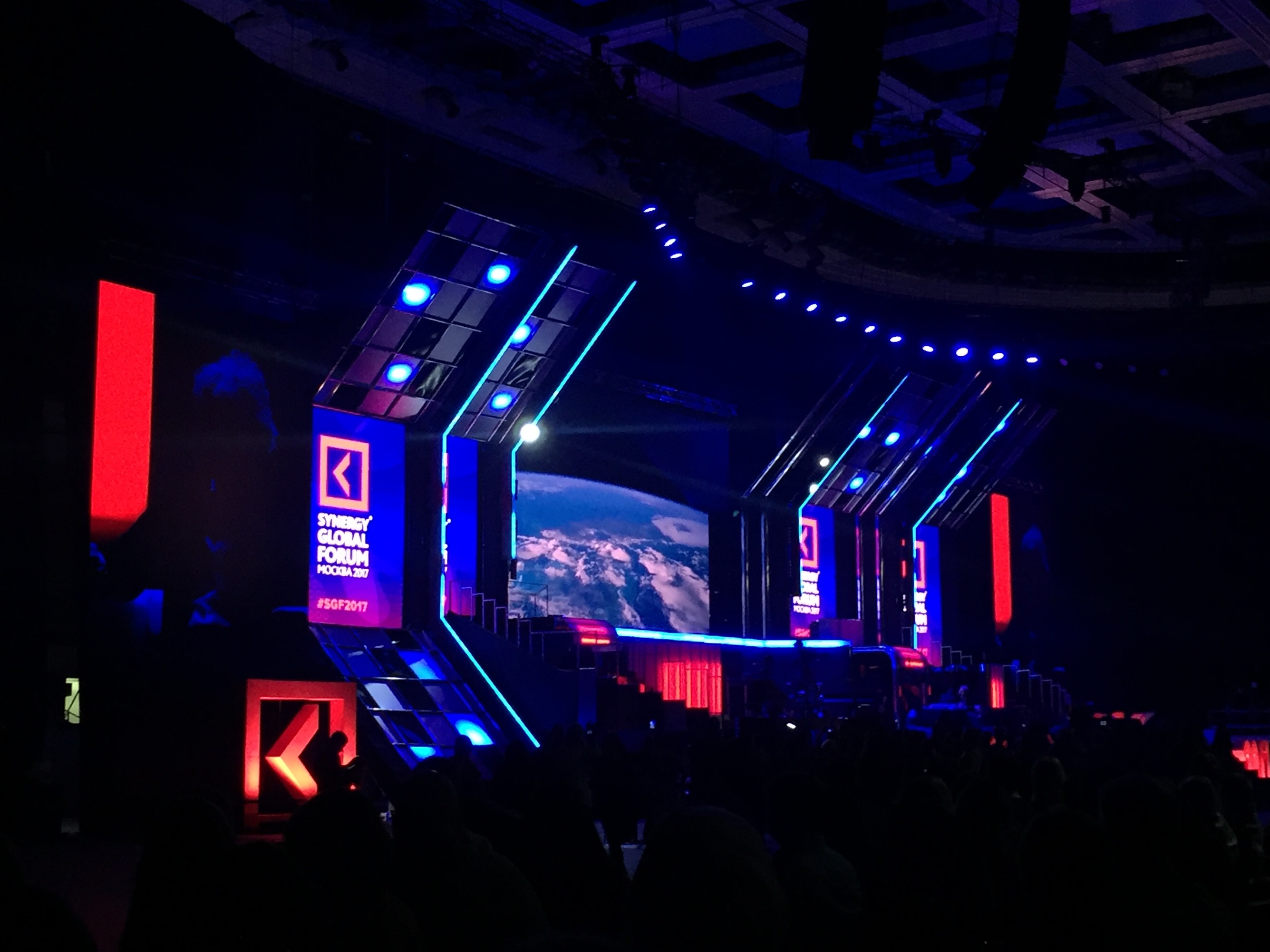 Прошел первый день Synergy Global Forum