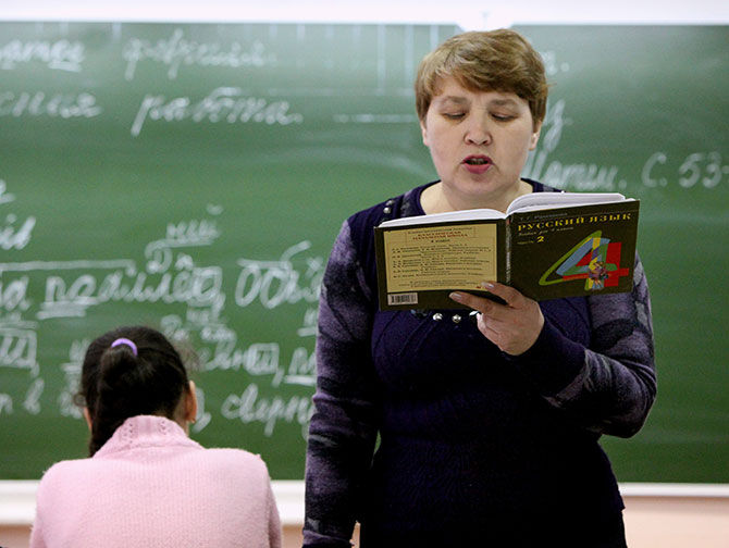 Учителя из России уезжают в Таджикистан