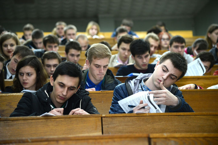 Слушания по проблемам аккредитации вузов запланированы на осень