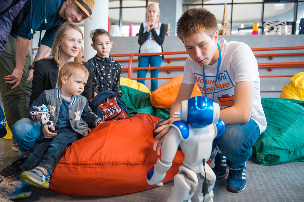 Maker Faire Moscow: фестиваль тех, кто создает «что-то» из «ничего»