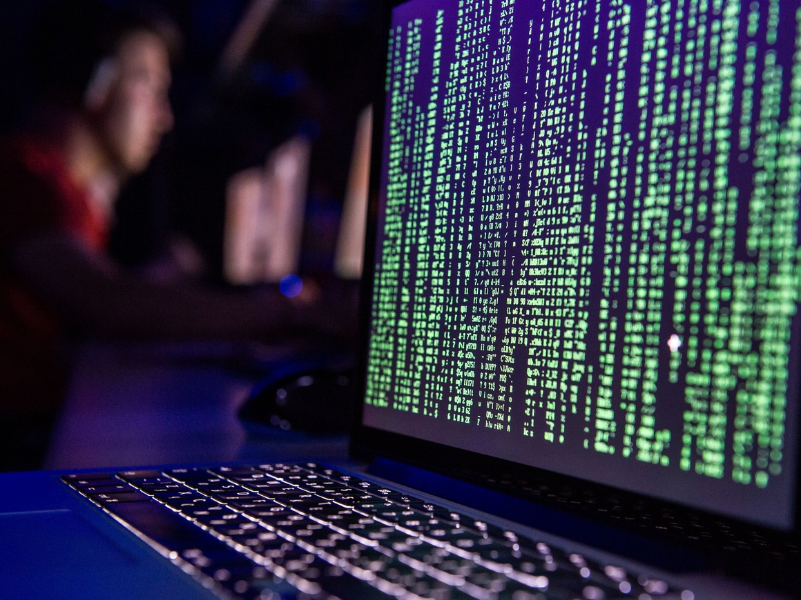 ЕГЭ по информатике начнут сдавать на компьютерах