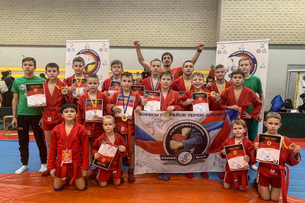 Столичные школьники заняли III место на Международном турнире по самбо