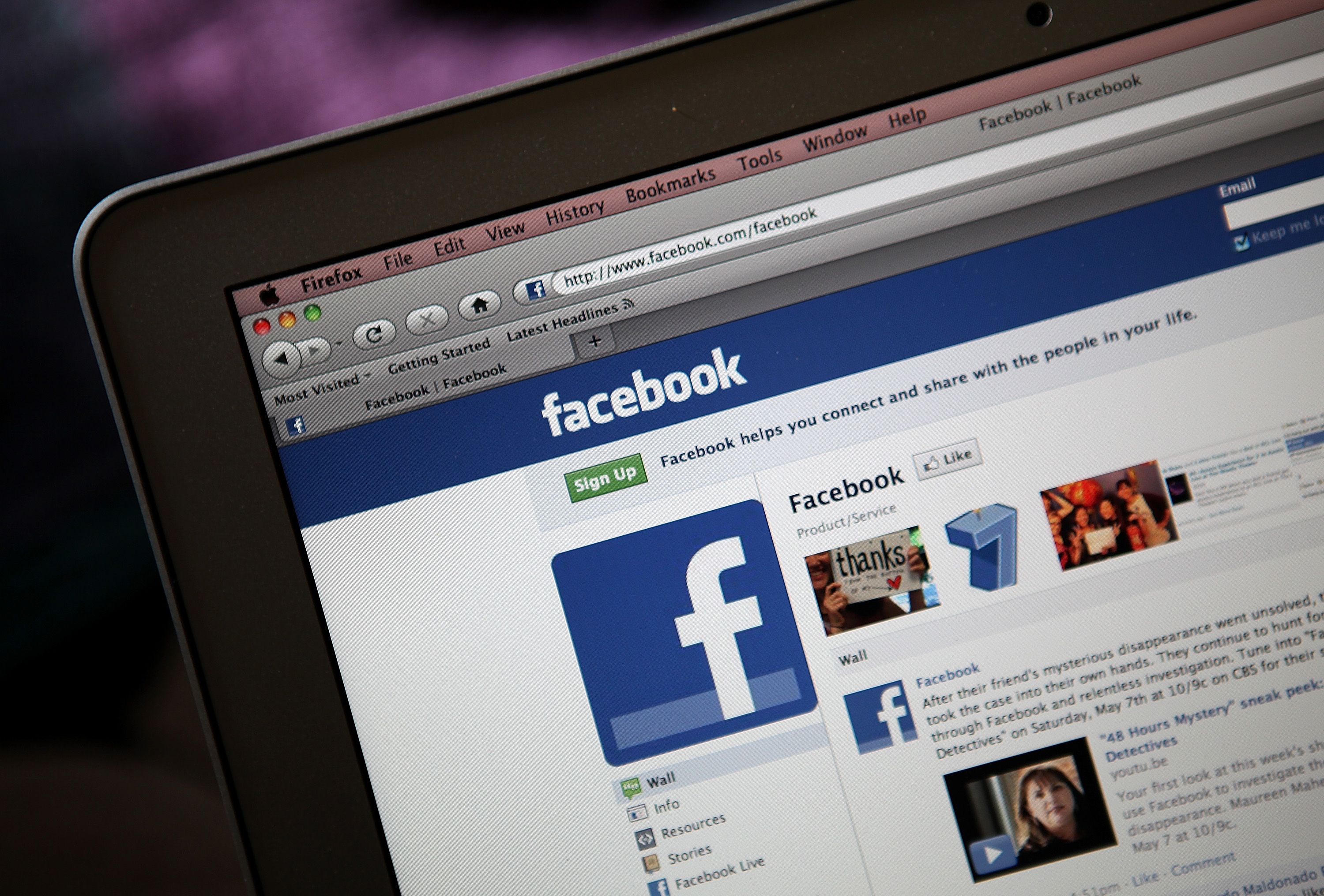 Число пользователей Facebook достигло 2 млрд человек
