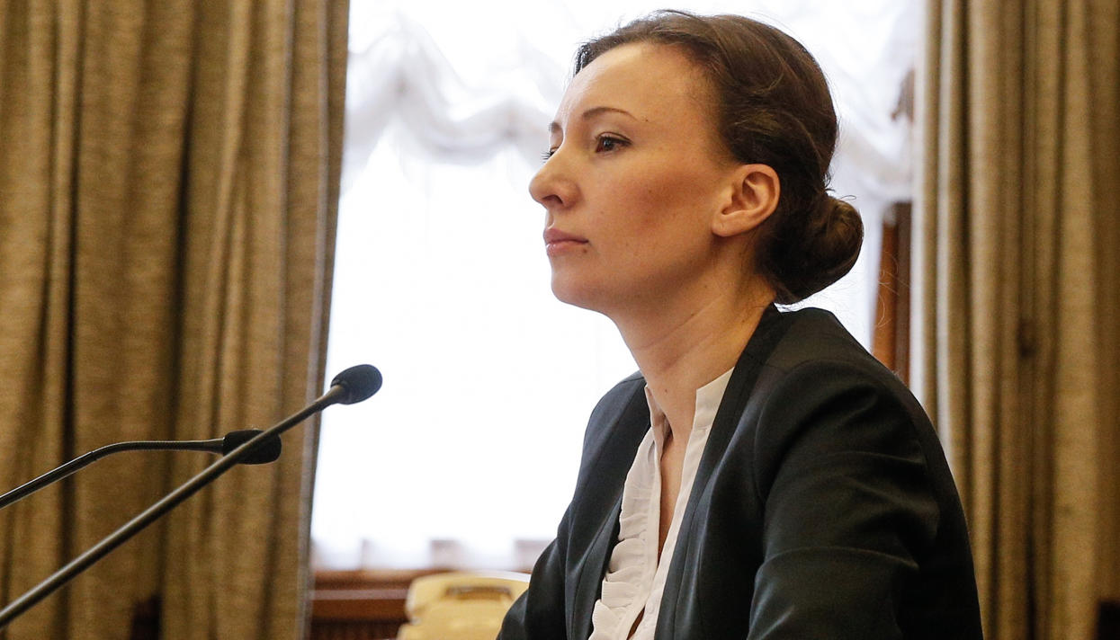 Кузнецова проверит интернат, где сироты убирали борщевик голыми руками