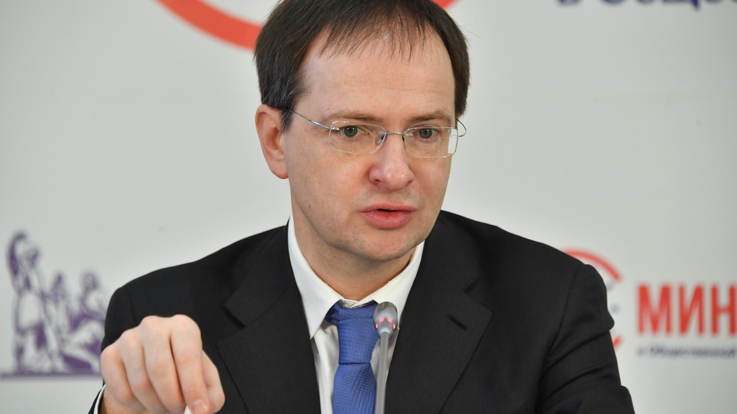 Владимир Мединский прокомментировал перенос премьеры балета «Нуреев»