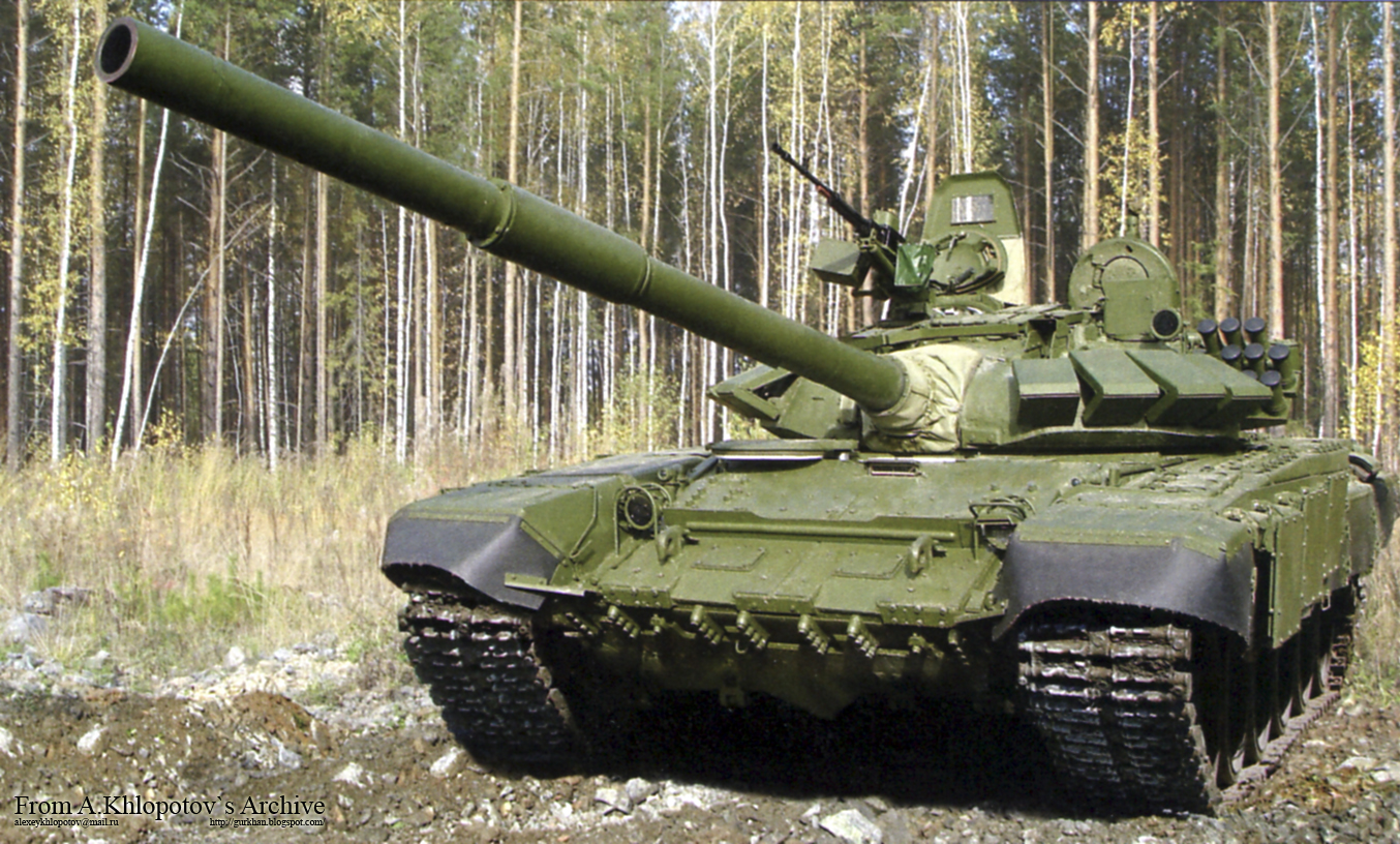 На полигоне Каменка в Ленобласти проходят военные учения