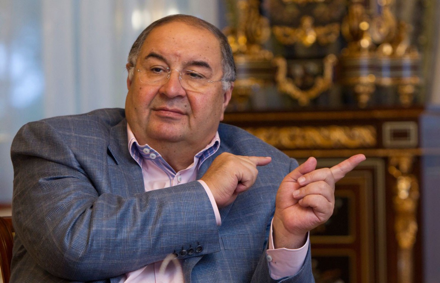 Усманов объявил новый конкурс с призами по миллиону рублей