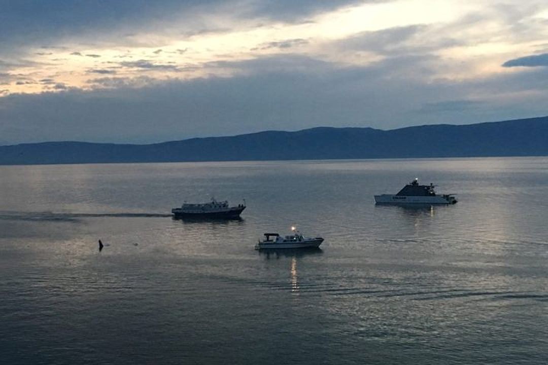 Частный самолет рухнул в озеро Байкал